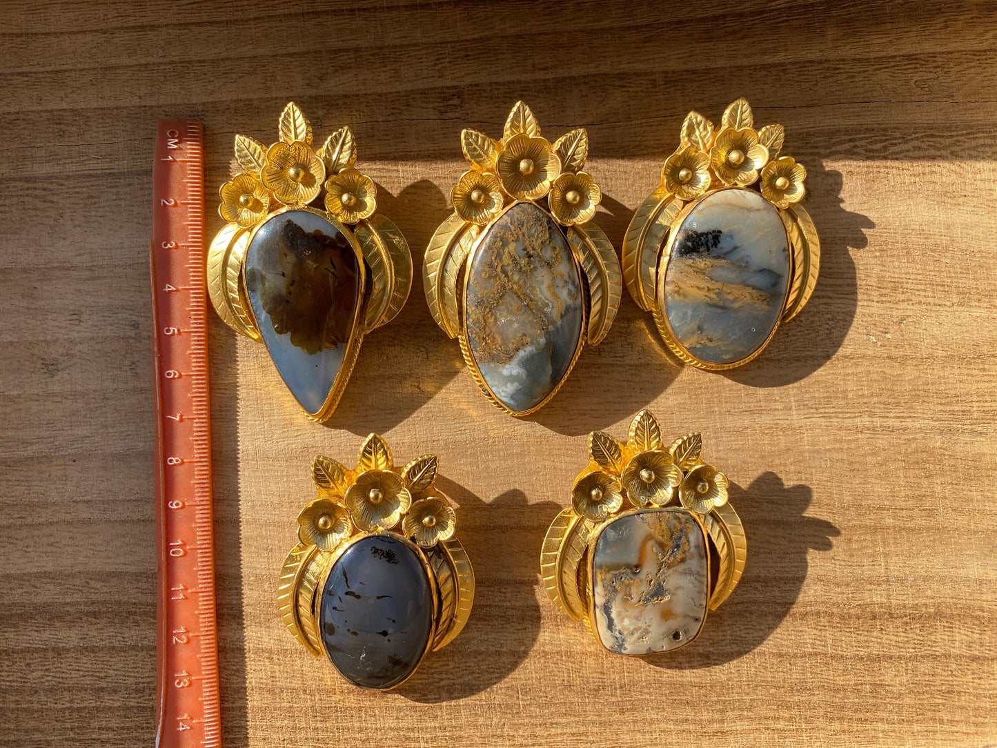 Dendritic Agate Pendants, High Quality Non Tarnish Brushed Gold Overlay, Healing Agate Pendant, Unique Jewelry Design, Elegant Gold Pendant