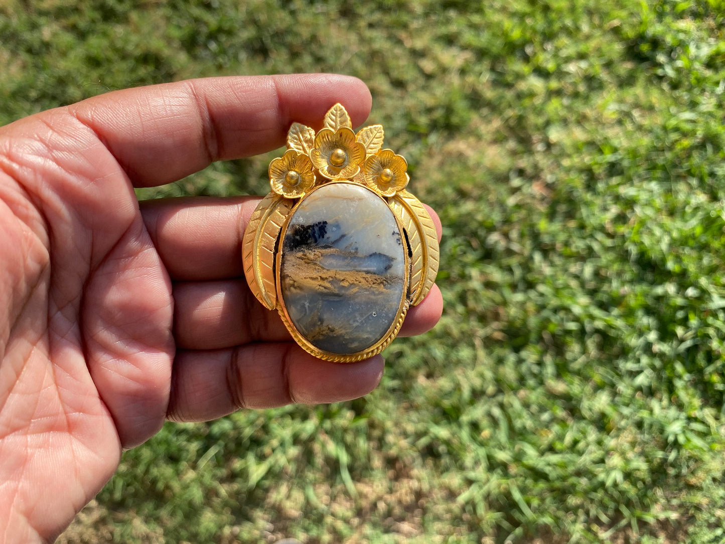 Dendritic Agate Pendants, High Quality Non Tarnish Brushed Gold Overlay, Healing Agate Pendant, Unique Jewelry Design, Elegant Gold Pendant