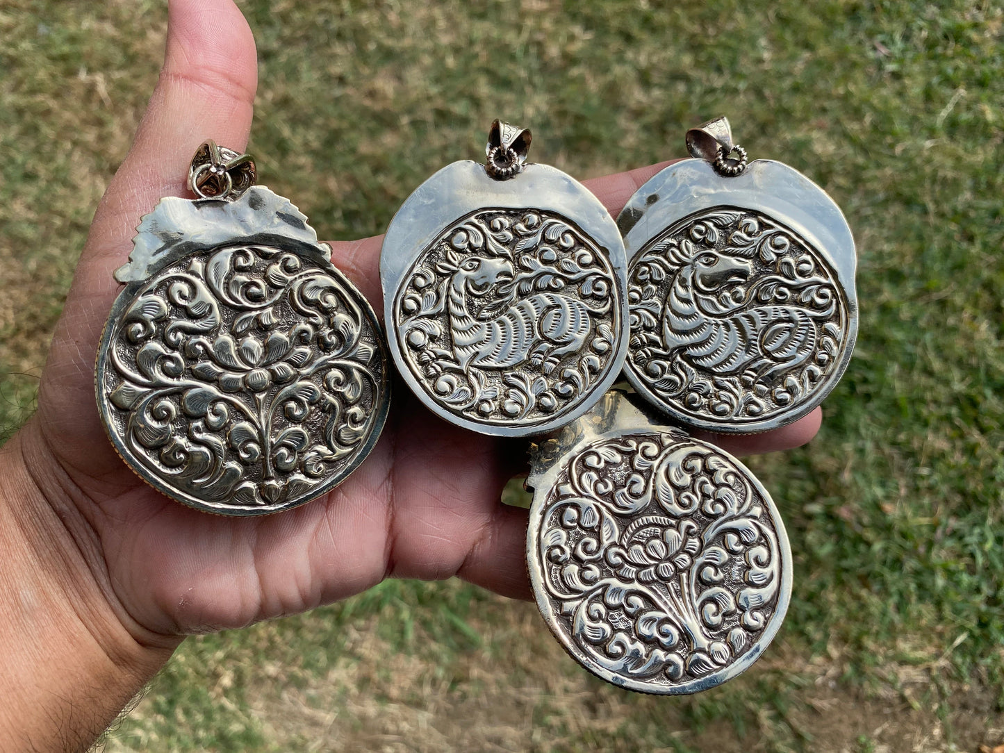 High Quality Spiny Oyster Shell Tibetan Silver Large Pendant, Native American Style Jewelry, Southwestern, Bohemian Jewelry for Men or Women
