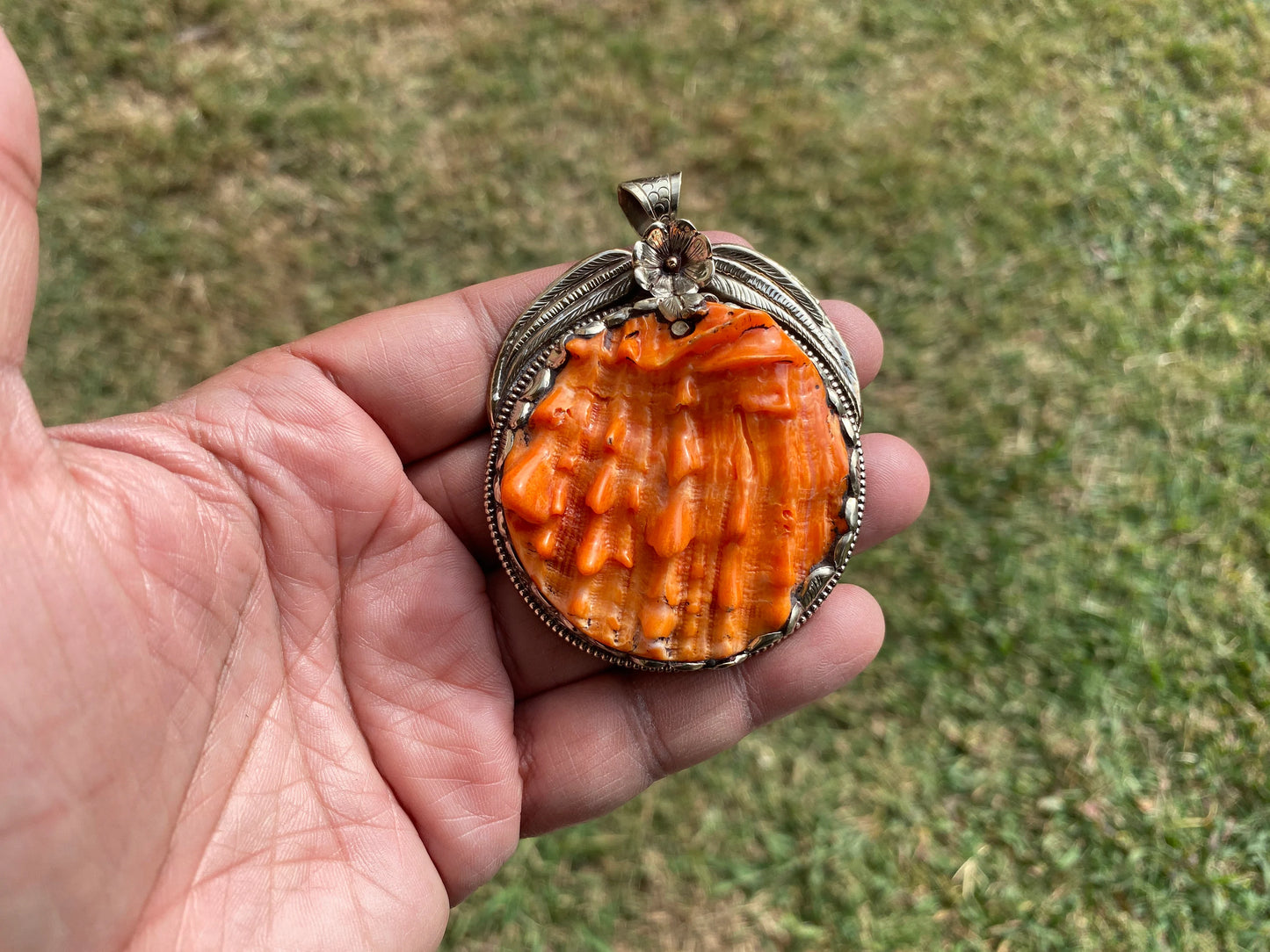 High Quality Spiny Oyster Shell Tibetan Silver Large Pendant, Native American Style Jewelry, Southwestern, Bohemian Jewelry for Men or Women