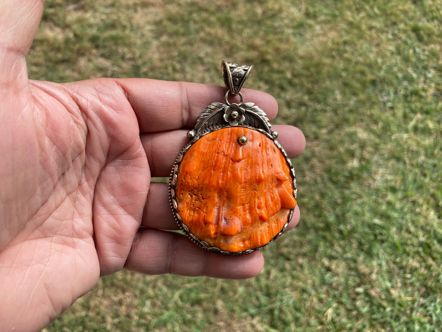 High Quality Spiny Oyster Shell Tibetan Silver Large Pendant, Native American Style Jewelry, Southwestern, Bohemian Jewelry for Men or Women