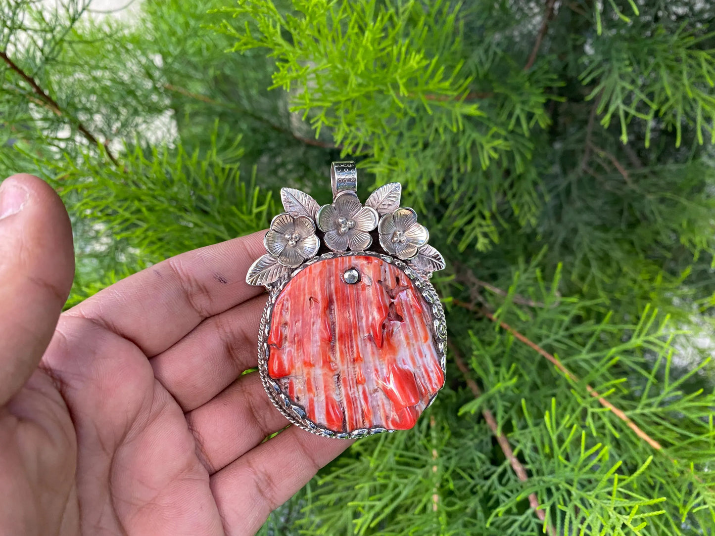 High Quality Spiny Oyster Shell Tibetan Silver Large Pendant, Bohemian Jewelry for Men or Women, Etheric Tibetan Jewlry, Healing Pendant