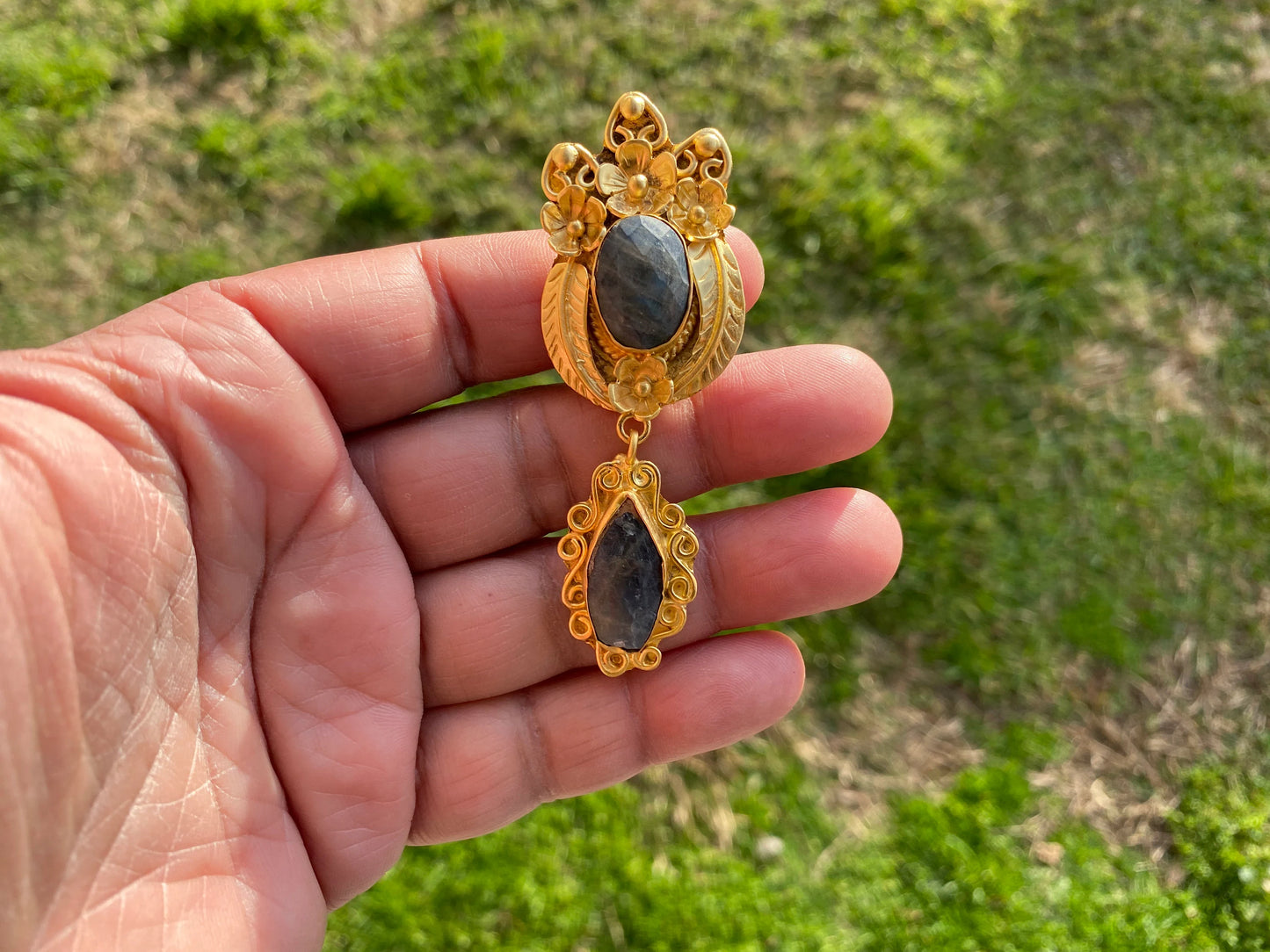 Labradorite Dangle Pendant, Non Tarnish Brushed Gold Overlay Jewelry, Natural Raw Stone, Healing Stone for Necklace, Labradorite Jewelry