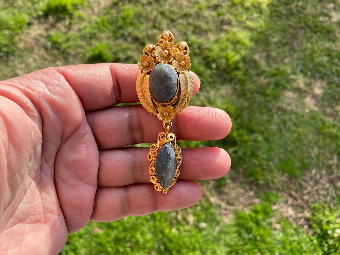 Labradorite Dangle Pendant, Non Tarnish Brushed Gold Overlay Jewelry, Natural Raw Stone, Healing Stone for Necklace, Labradorite Jewelry