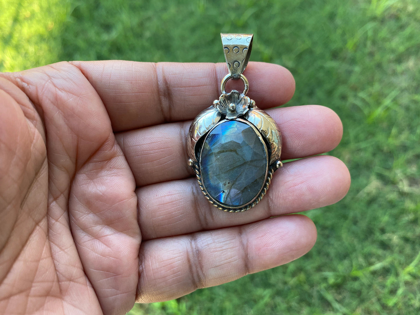 Labradorite Natural Stone Tibetan Silver Pendant, Healing Crystal, Energy Pendant for Necklace, Birthday Gift, Birthstone Jewelry,