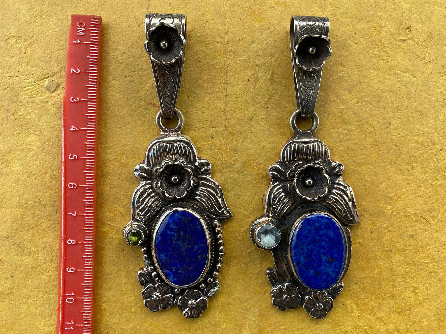 Lapis Lazuli Tibetan Silver Pendant, peridot or Aquamarine Gemstones, Ethnic Jewelry, Pendant for Necklace, Jewelry from Nepal, Birthstone