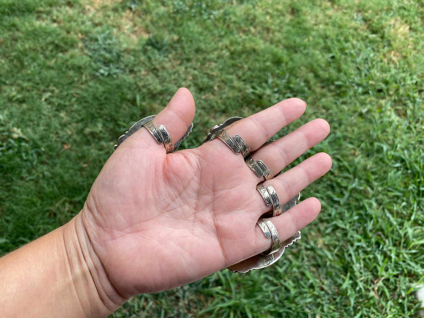 Large Adjustable Natural Spiny Oyster Tibetan Silver Ring, Spiny Oyster Jewelry, Southwest Ring, Statement Ring, Native American Style