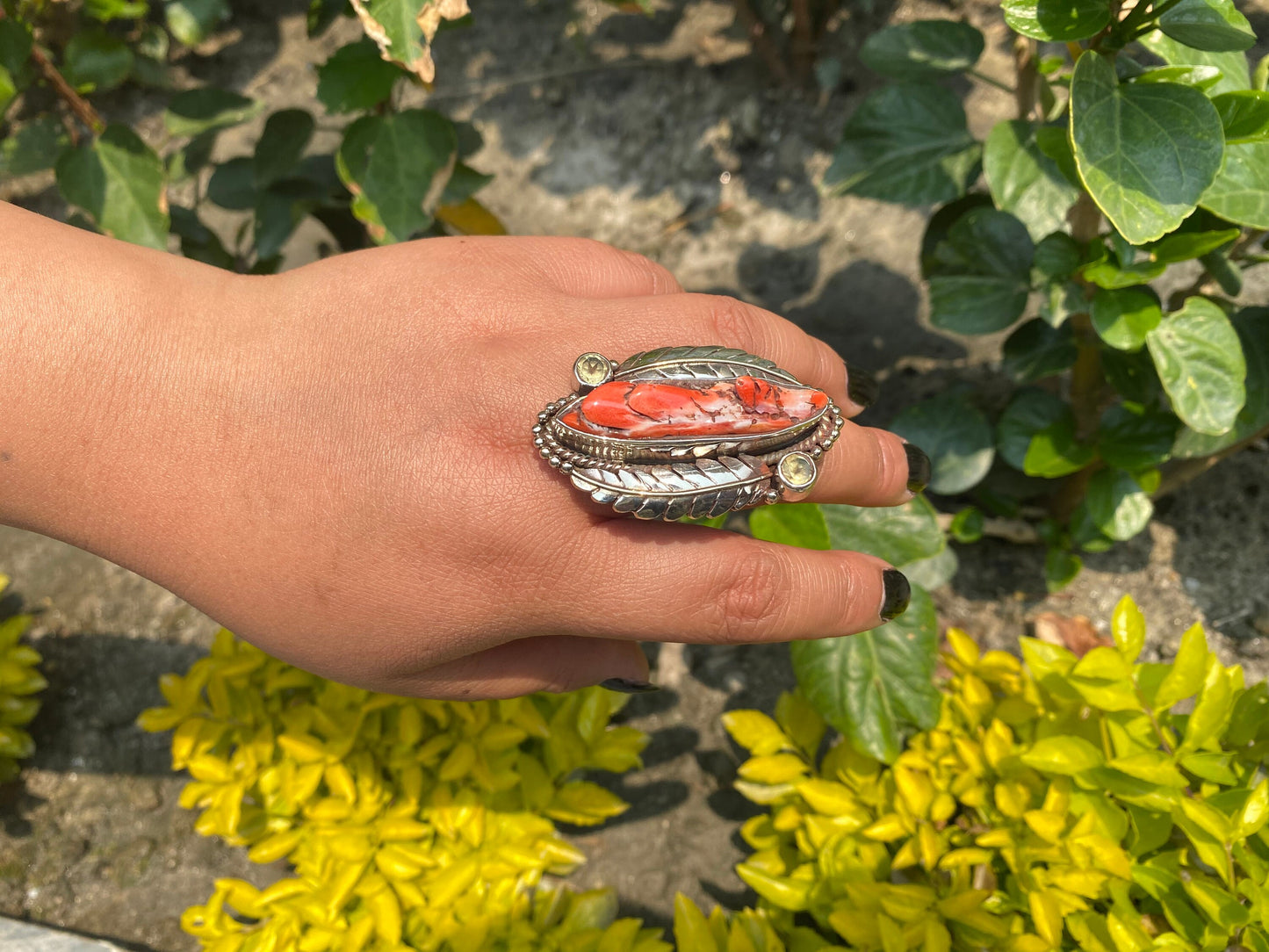 Large Aesthetic Spiny Oyster Tibetan Silver Ring, Hammered Ring.