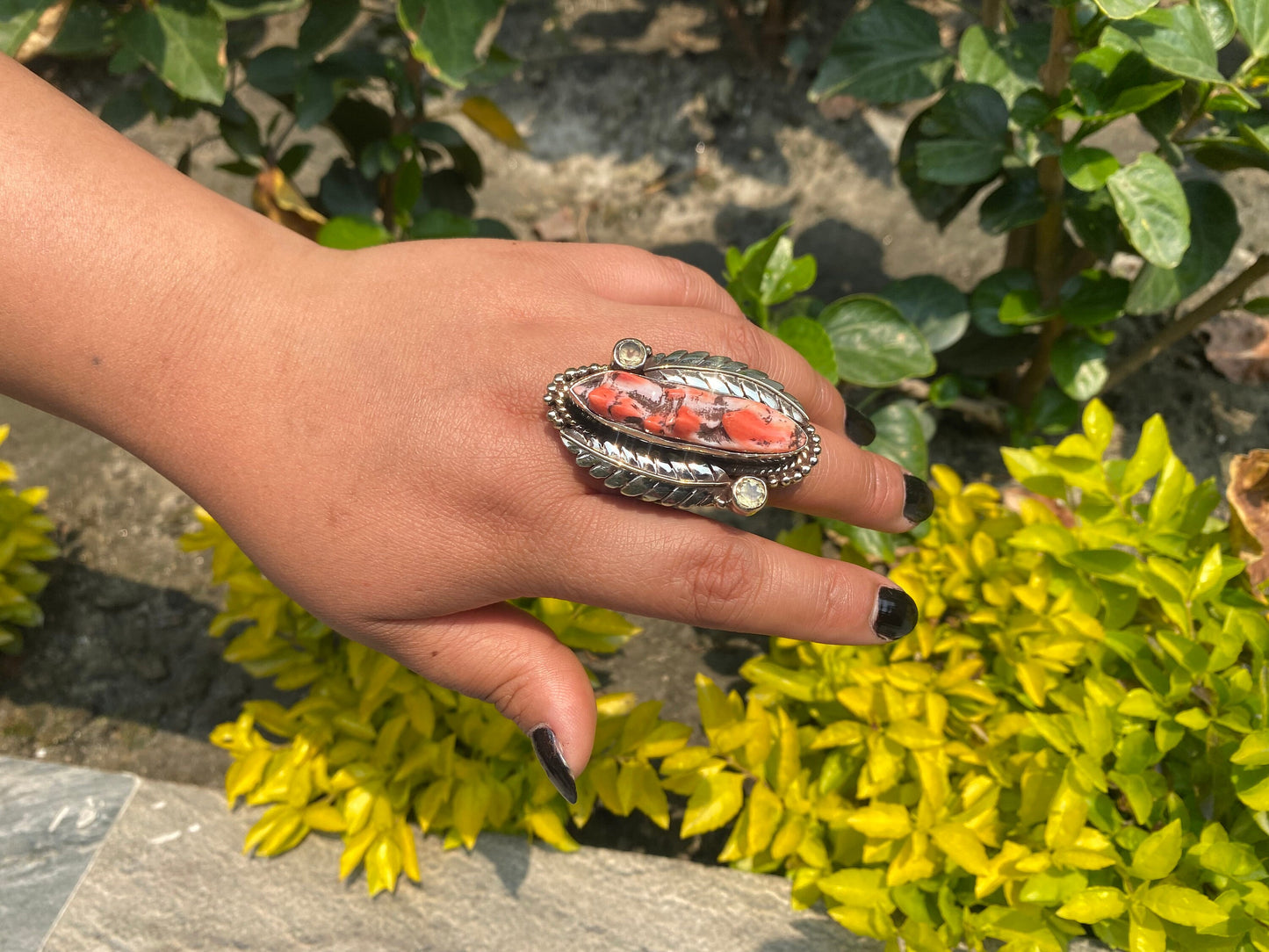 Large Aesthetic Spiny Oyster Tibetan Silver Ring, Hammered Ring.