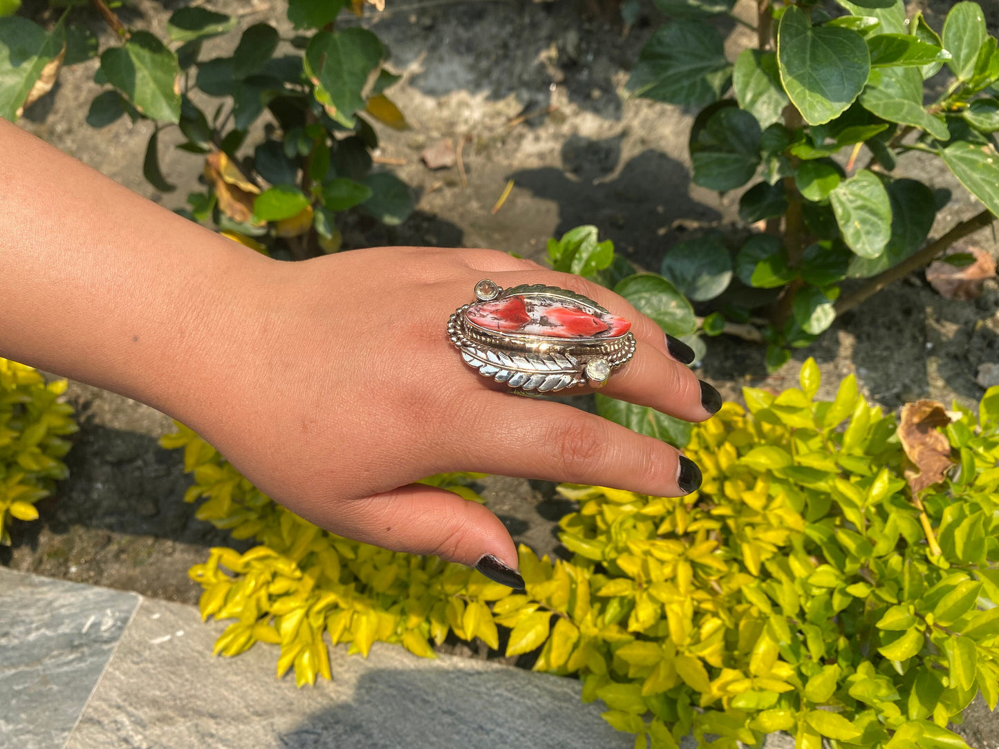 Large Aesthetic Spiny Oyster Tibetan Silver Ring, Hammered Ring.