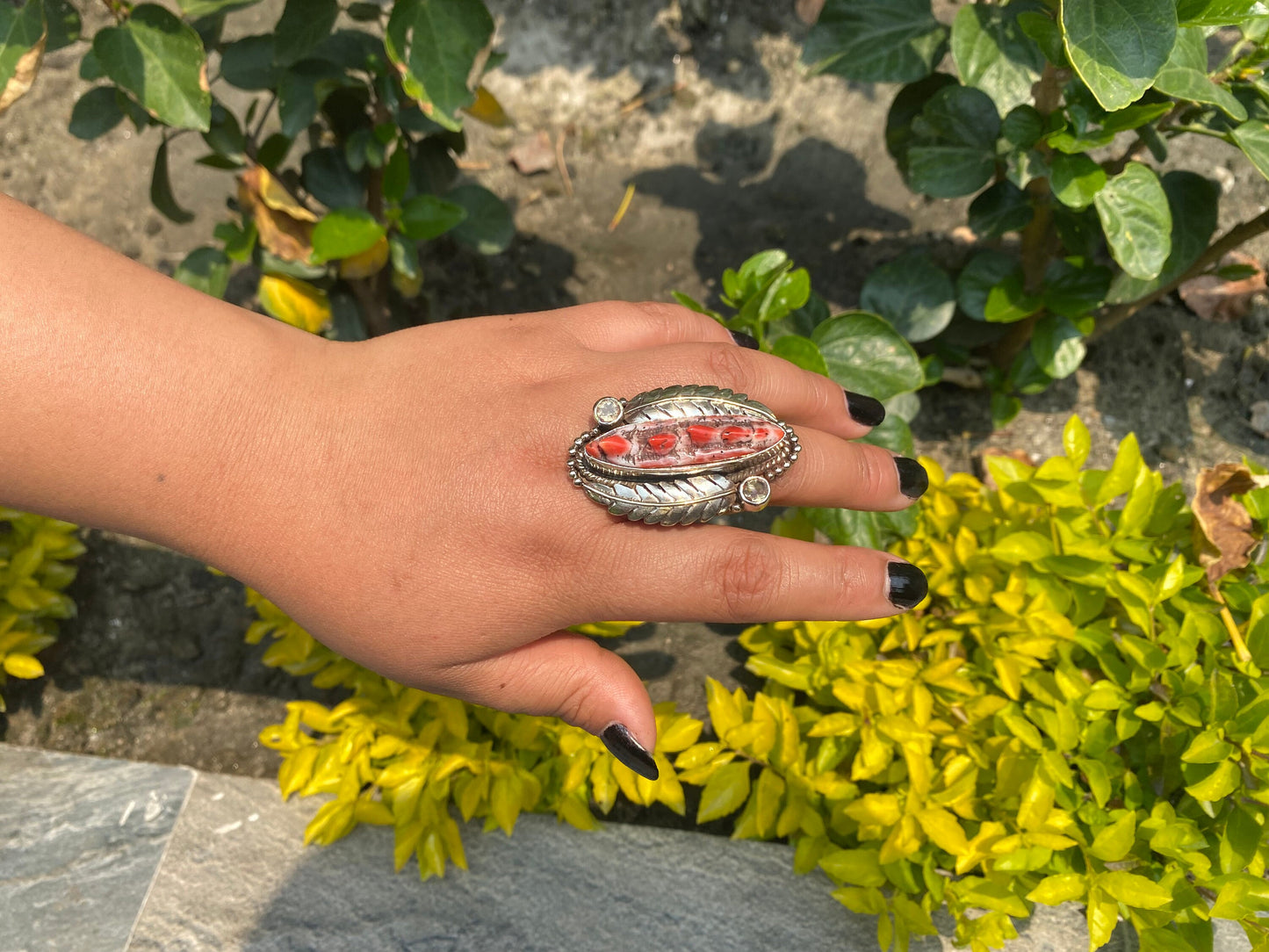 Large Aesthetic Spiny Oyster Tibetan Silver Ring, Hammered Ring.