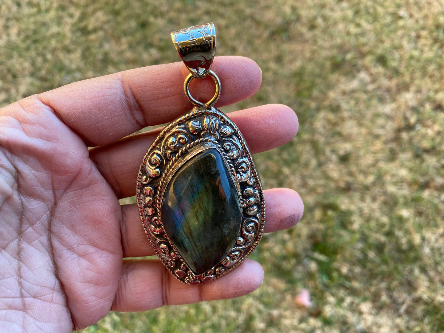 Large Blue Flash Labradorite Tibetan Silver Pendant, Labradorite Jewelry for Women or Men, Gemstone Jewelry, Healing Crystal, Bohemian