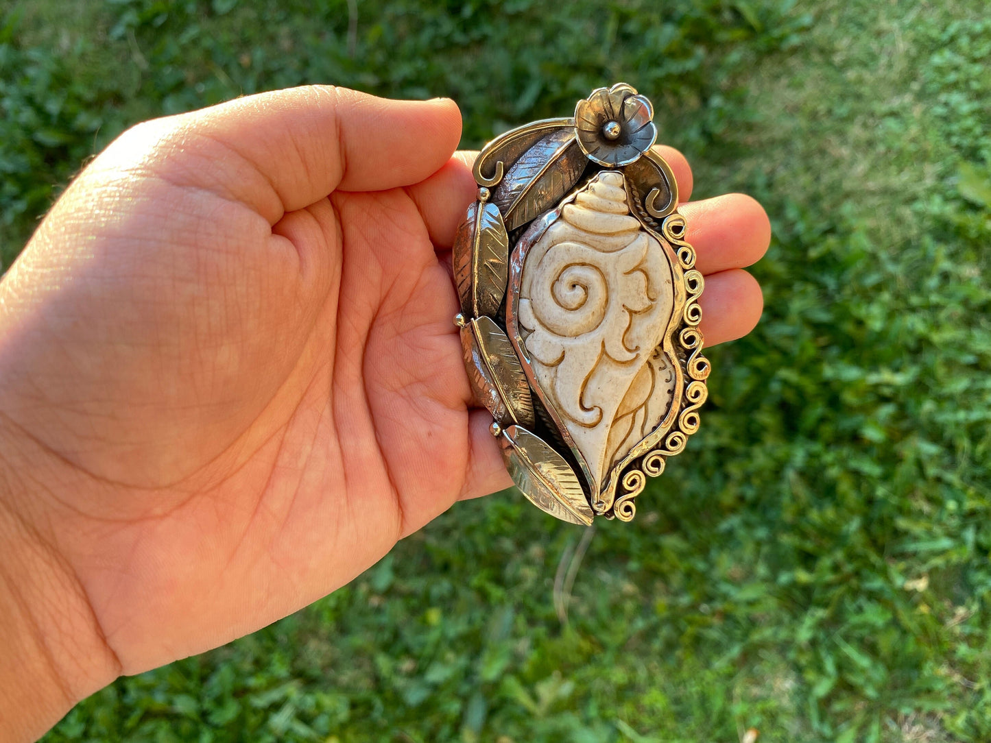 Large Bone Carved Conch Shell Tibetan Silver Pendant, Antique Bone Conch Shell Design Pendant, Buddhist Jewelry, Flower Designs Jewelry