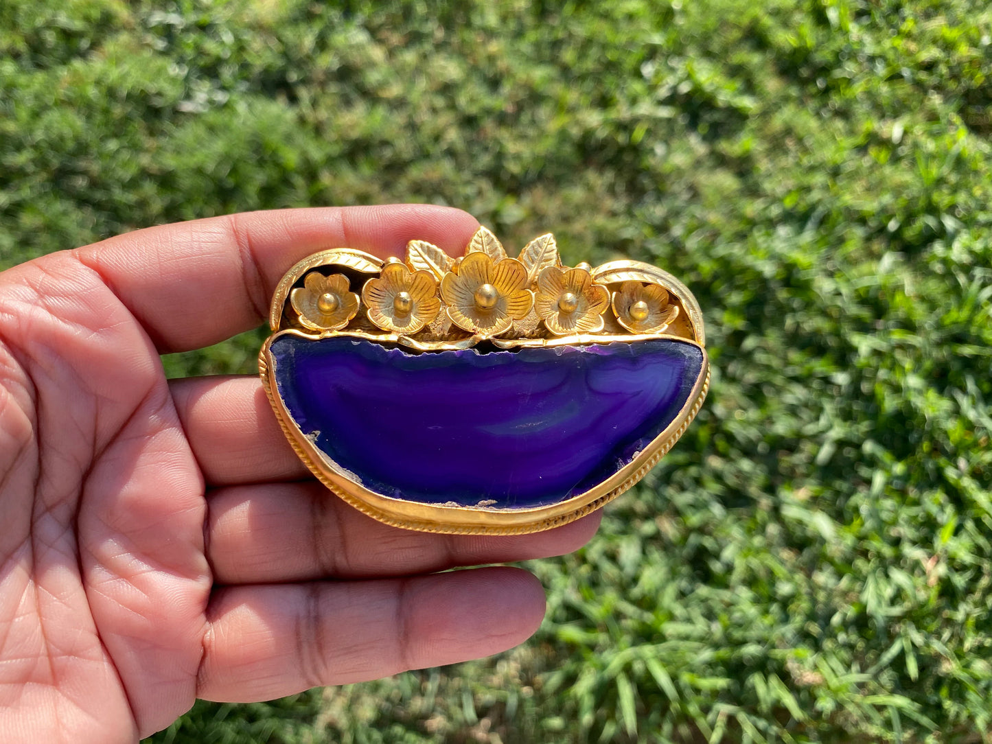 Large Colorful Slice Agate Pendant, 18K Brushed Gold Overlay, Flower Design Pendant For Necklace, Healing Crystal Jewelry, Druzy Agate Slice