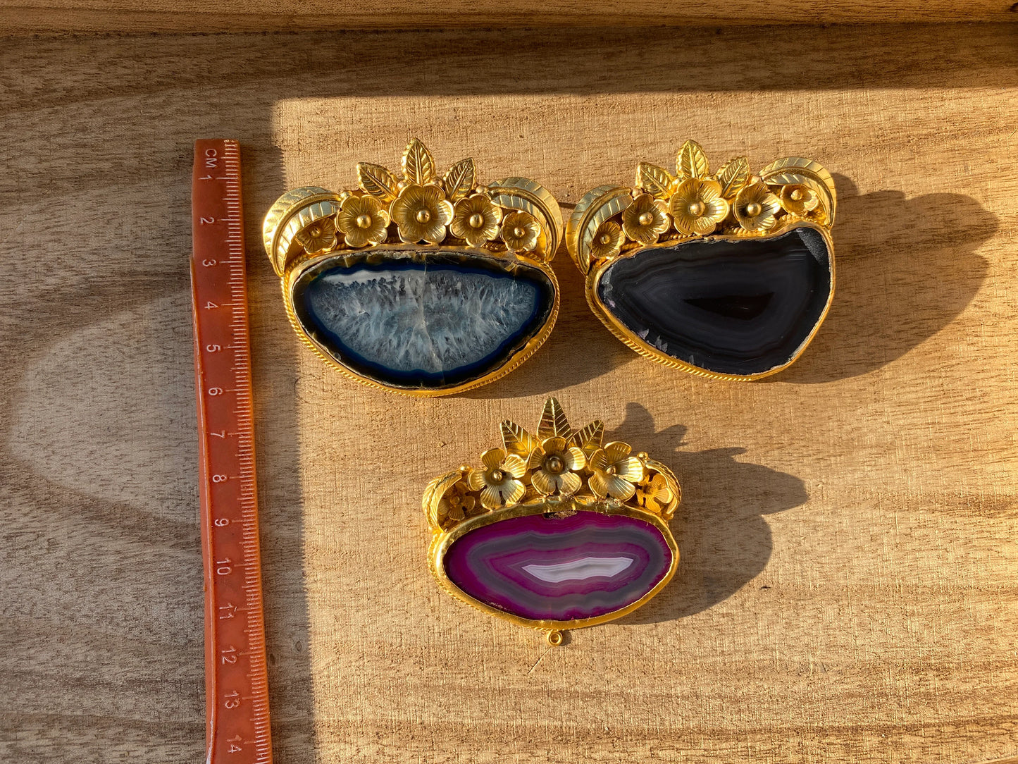Large Colorful Slice Agate Pendant, Brushed Gold Overlay, Flower Design Pendant For Necklace, Healing Crystal Jewelry, Unique Craftsmanship