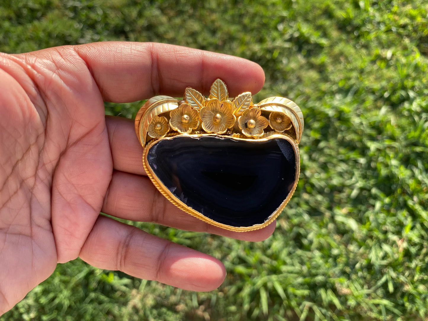Large Colorful Slice Agate Pendant, Brushed Gold Overlay, Flower Design Pendant For Necklace, Healing Crystal Jewelry, Unique Craftsmanship