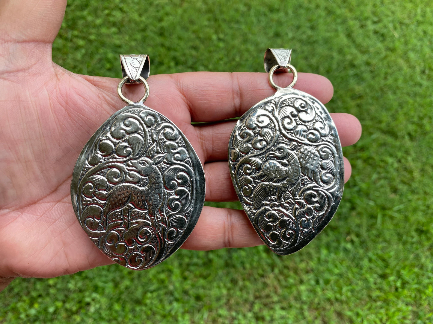 Large Labradorite Healing Crystal with Gemstone Tibetan Silver Pendant, Labradorite Jewelry for Women, Handmade Gemstone Jewelry