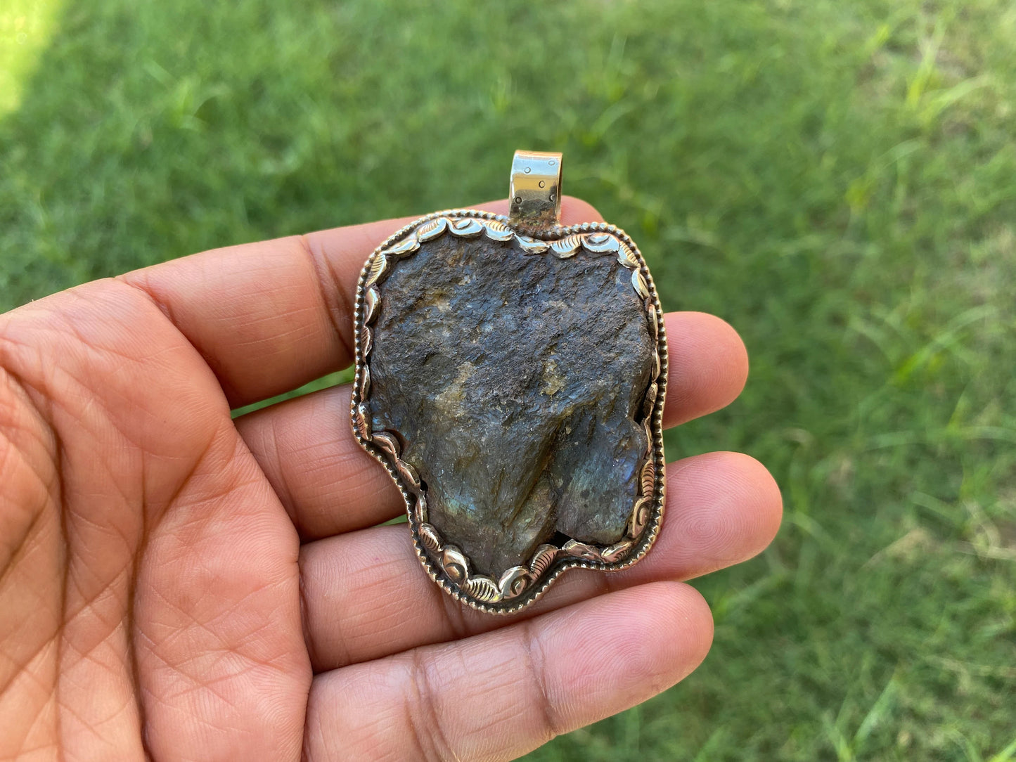 Large Natural Raw Labradorite Tibetan Silver Pendant, Healing Crystal Pendant for Necklace, Women's Jewelry, Birthstone, Rough Stone Pendant