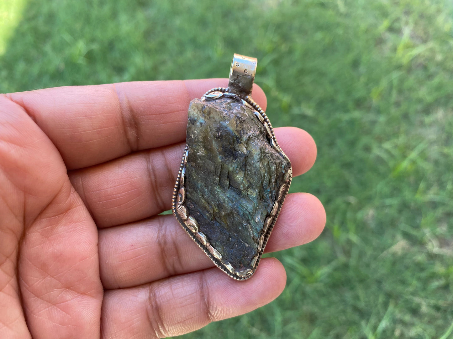 Large Natural Raw Labradorite Tibetan Silver Pendant, Healing Crystal Pendant for Necklace, Women's Jewelry, Birthstone, Rough Stone Pendant