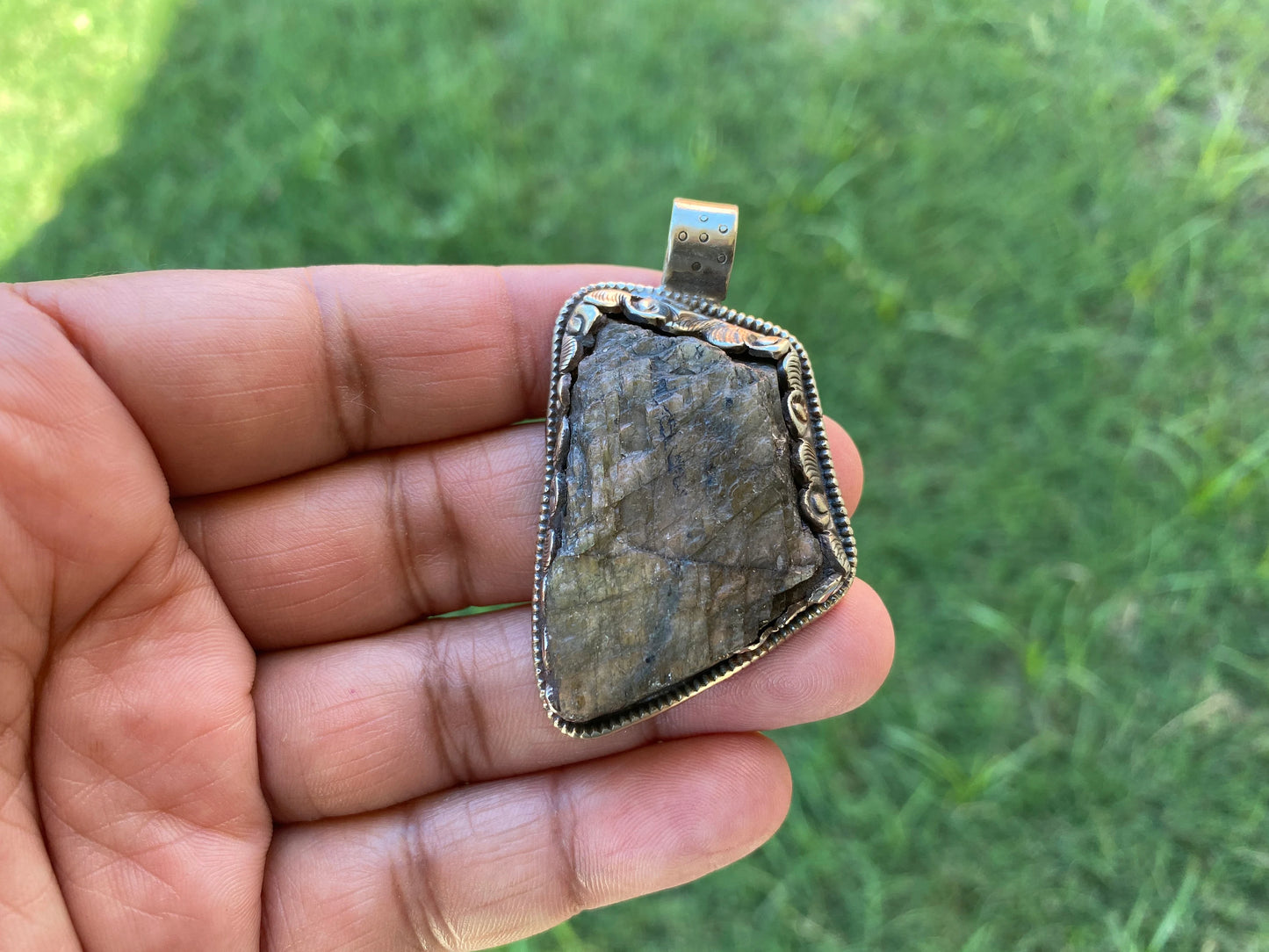 Large Natural Raw Labradorite Tibetan Silver Pendant, Healing Crystal Pendant for Necklace, Women's Jewelry, Birthstone, Rough Stone Pendant