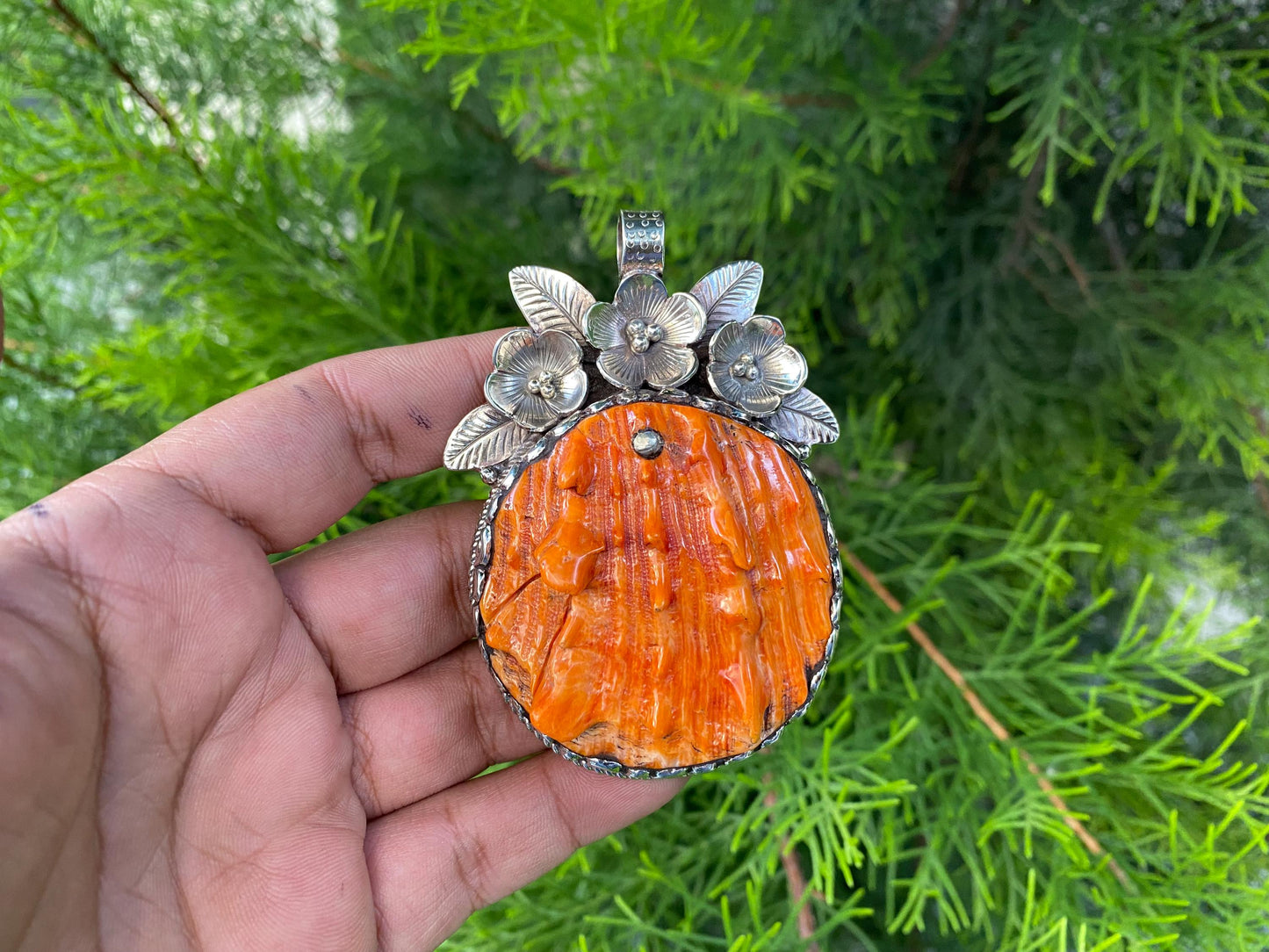 Large Orange Spiny Oyster Shell Tibetan Silver Pendant, boho-inspired Jewelry,Pendant for Necklace, Unique Bohemian Jewelry For men or Women