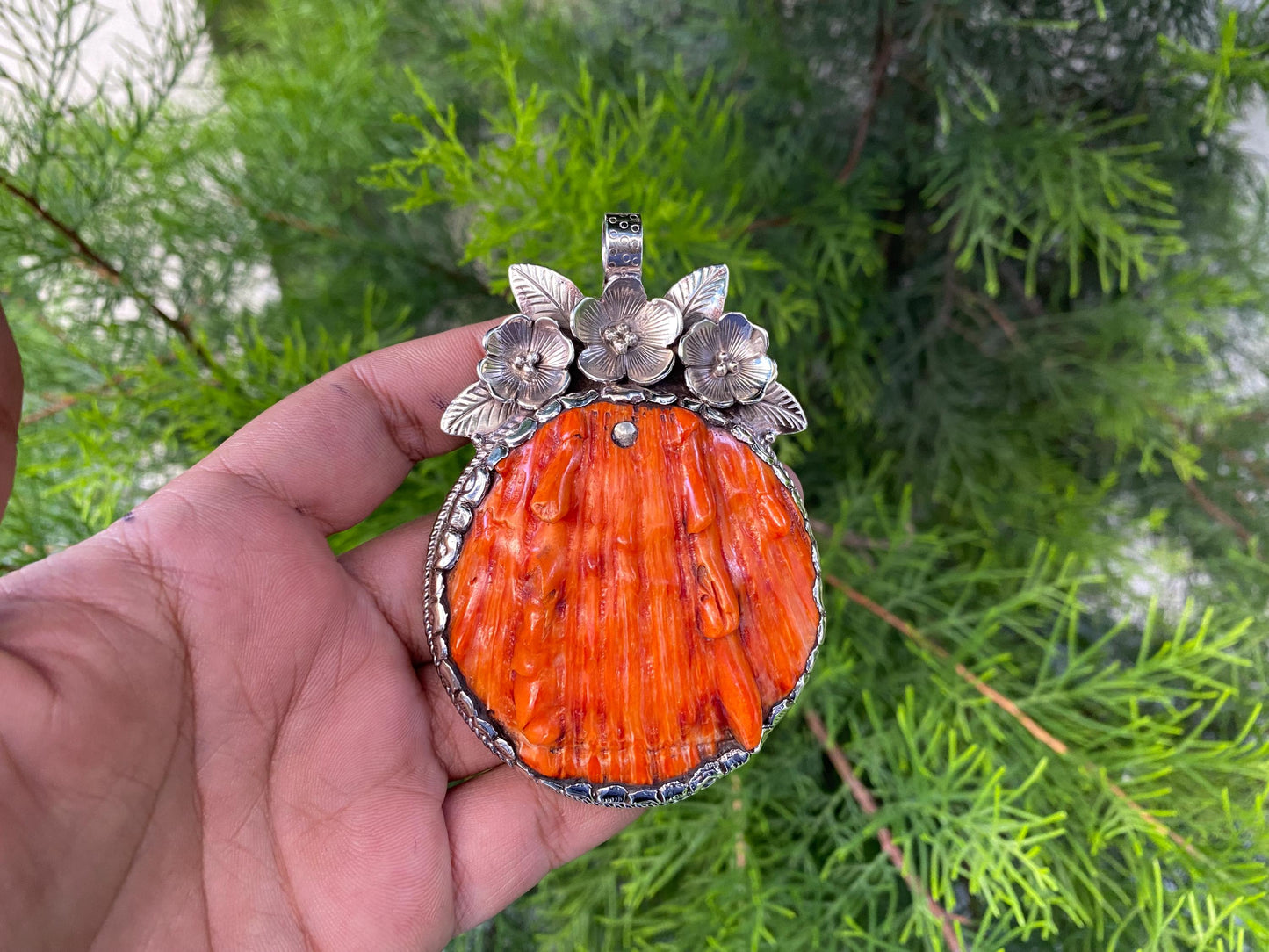 Large Orange Spiny Oyster Shell Tibetan Silver Pendant, boho-inspired Jewelry,Pendant for Necklace, Unique Bohemian Jewelry For men or Women
