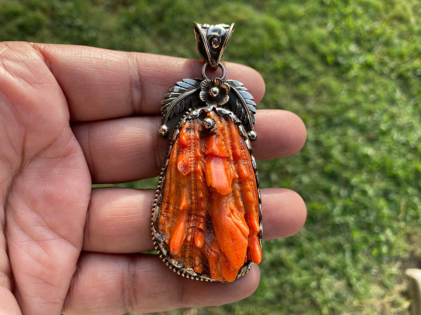 Large Orange Spiny Oyster Shell Tibetan Silver Pendant, Native American Style Jewelry, Southwestern Jewelry, for Men or Women, Spiky Thorny