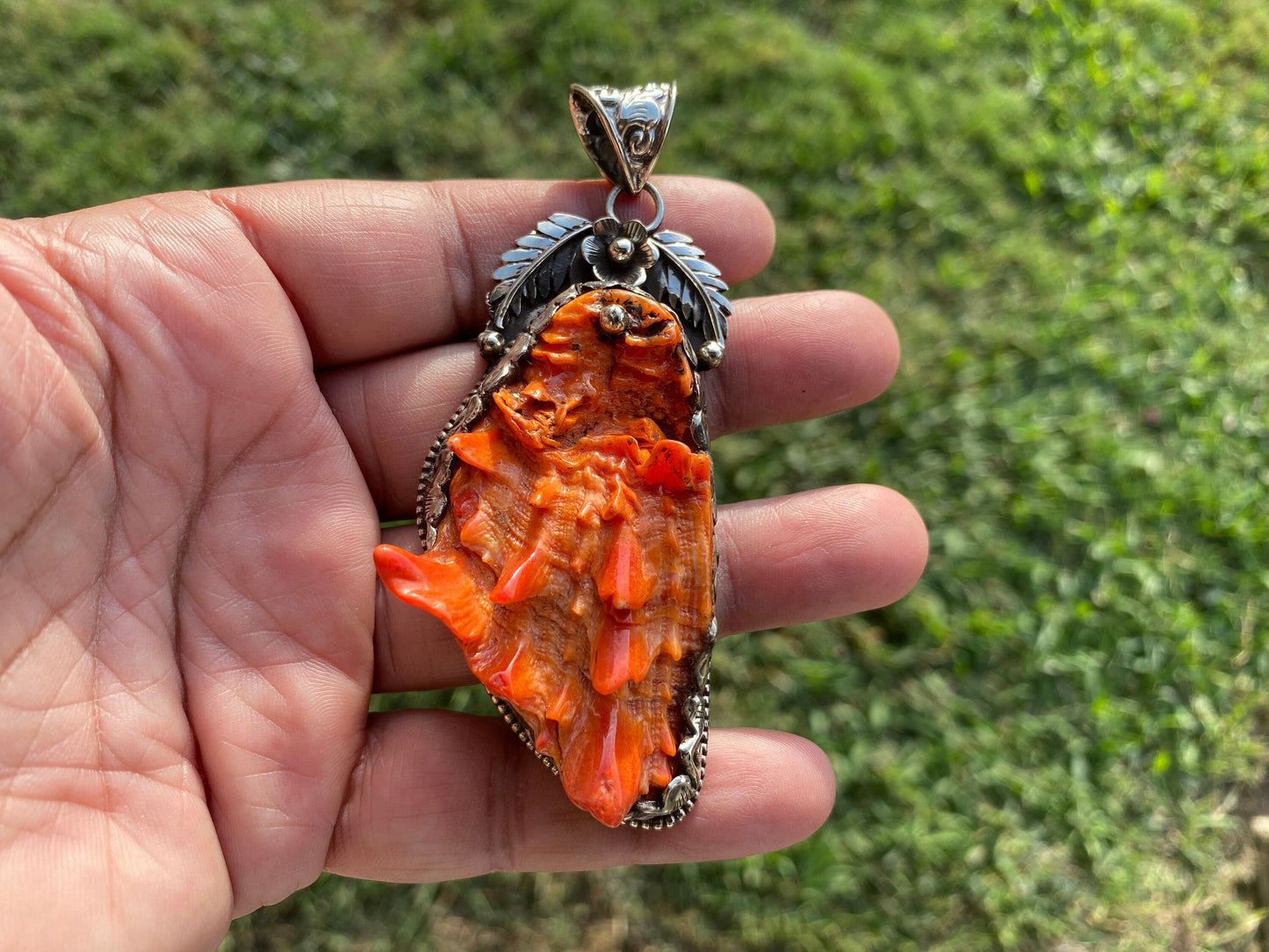 Large Orange Spiny Oyster Shell Tibetan Silver Pendant, Native American Style Jewelry, Southwestern Jewelry, for Men or Women, Spiky Thorny
