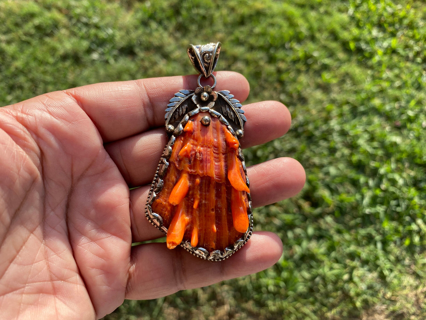 Large Orange Spiny Oyster Shell Tibetan Silver Pendant, Native American Style Jewelry, Southwestern Jewelry, for Men or Women, Spiky Thorny