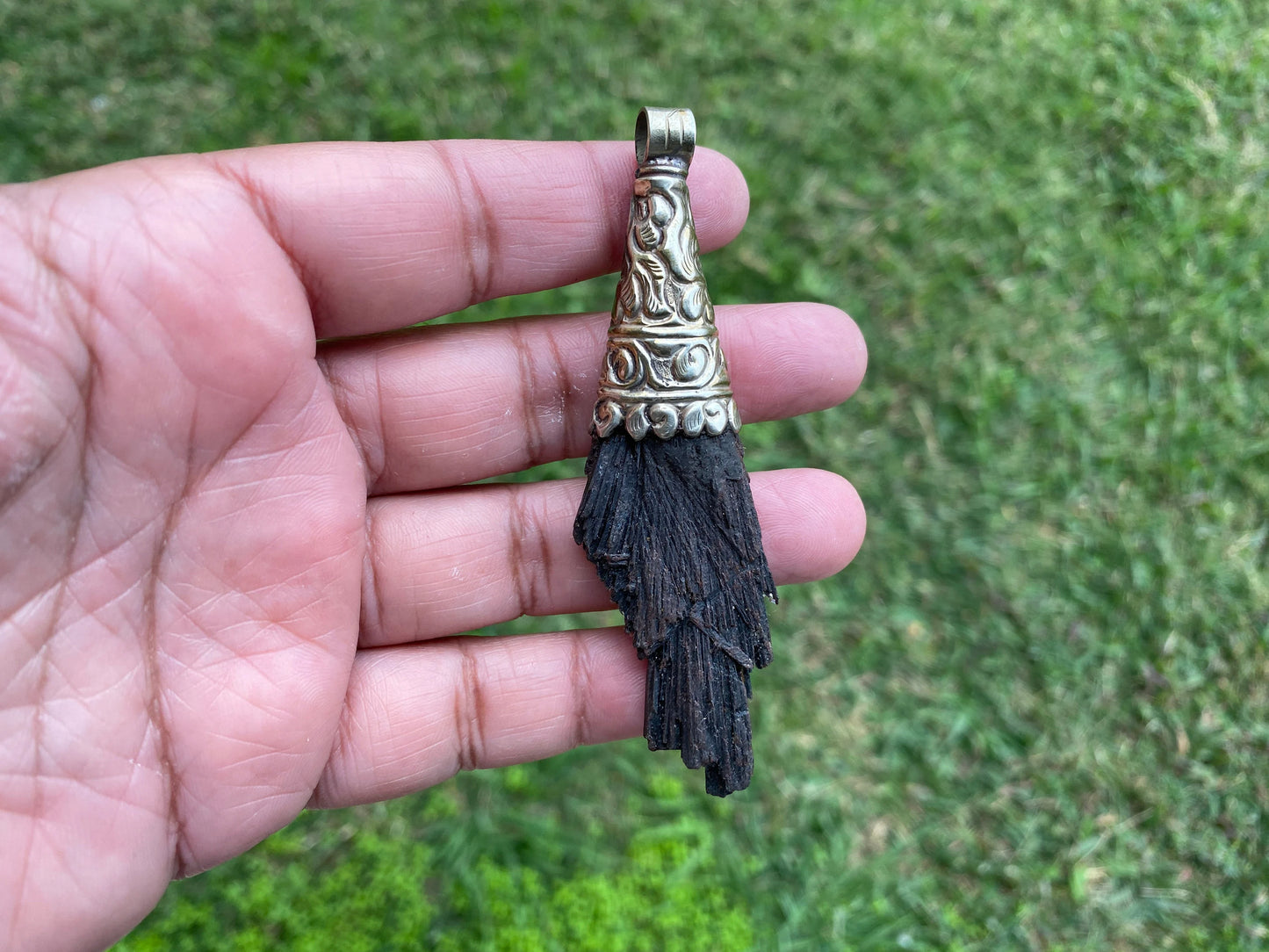 Large Raw Natural Black Kyanite Tibetan Silver Pendant, Natural Stone Jewelry, Women or Men Jewelry, Rough Healing Crystal, Black Stone