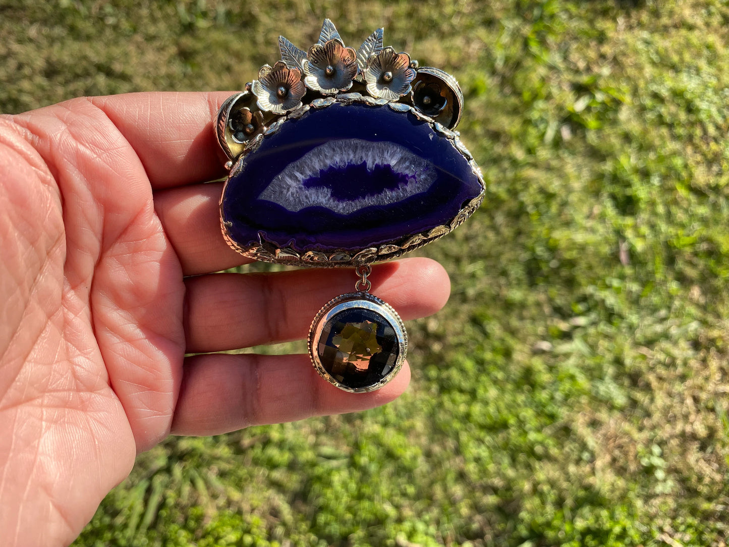 Large Slice Druzy Agate With Smoky Quartz Gemstone Tibetan Silver Pendant, Natural Stone, Flower Designs Necklace Pendant, Ethnic Jewelry