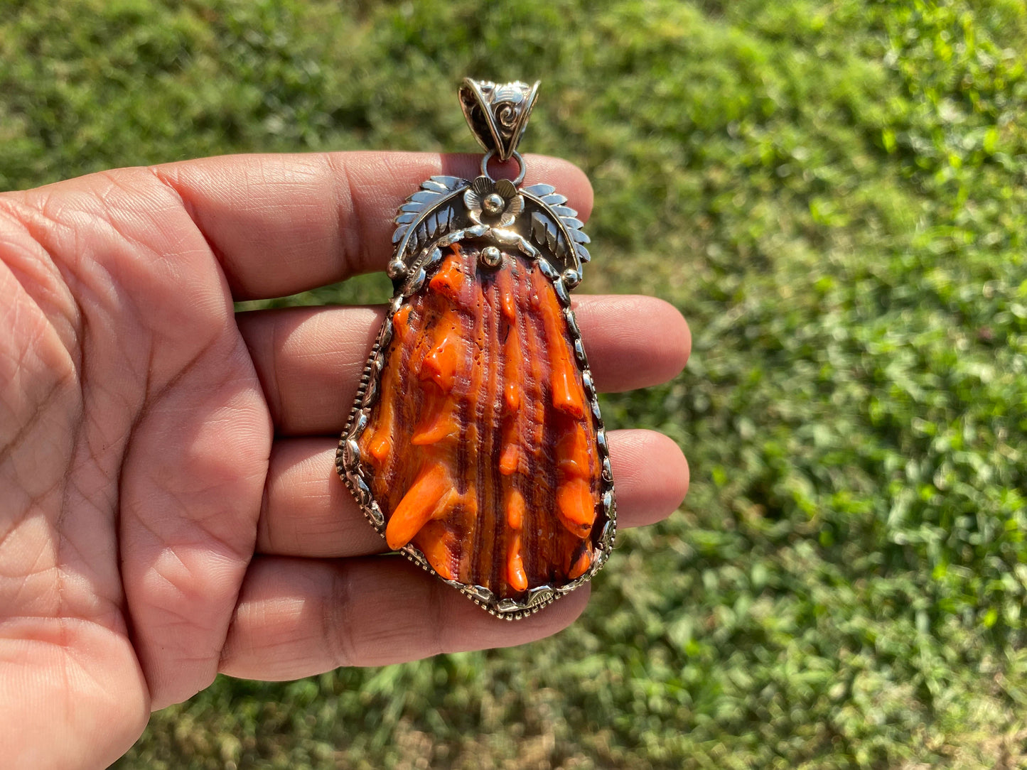 Large Spiny Oyster Handcrafted Tibetan Silver Pendant, Nature Crafted, Desert Sea Gem, Oceanic Ornament, Ocean Jewel, Ocean Inspired Jewelry