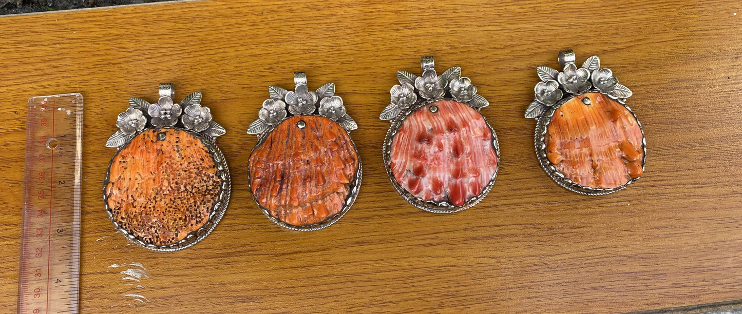 Large Spiny oyster Tibetan Silver Pendant, Ocean Inspired Jewelry, Bohemian Daily Wear, Hammered Pendant, Unique Gift ideas