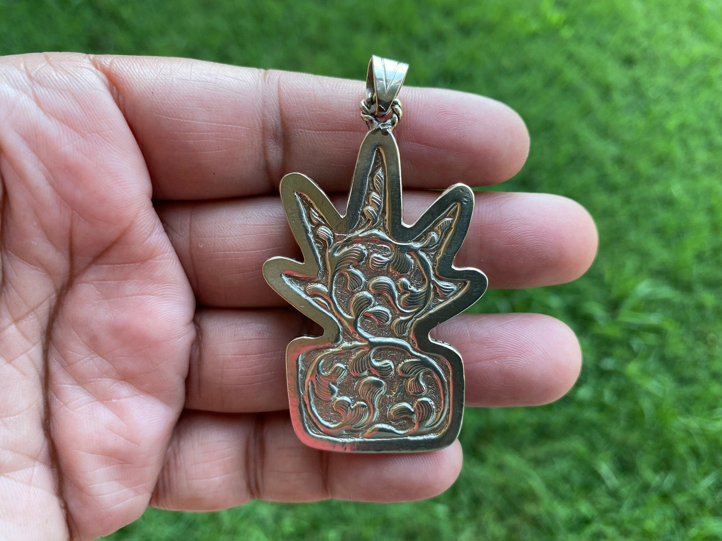 Marijuana Leaf Buffalo Bone Tibetan Silver Pendant, Weed Leaf Jewelry for Men or Women, Unisex Jewelry, Cannabis Leaf 420 Jewelry, Boho