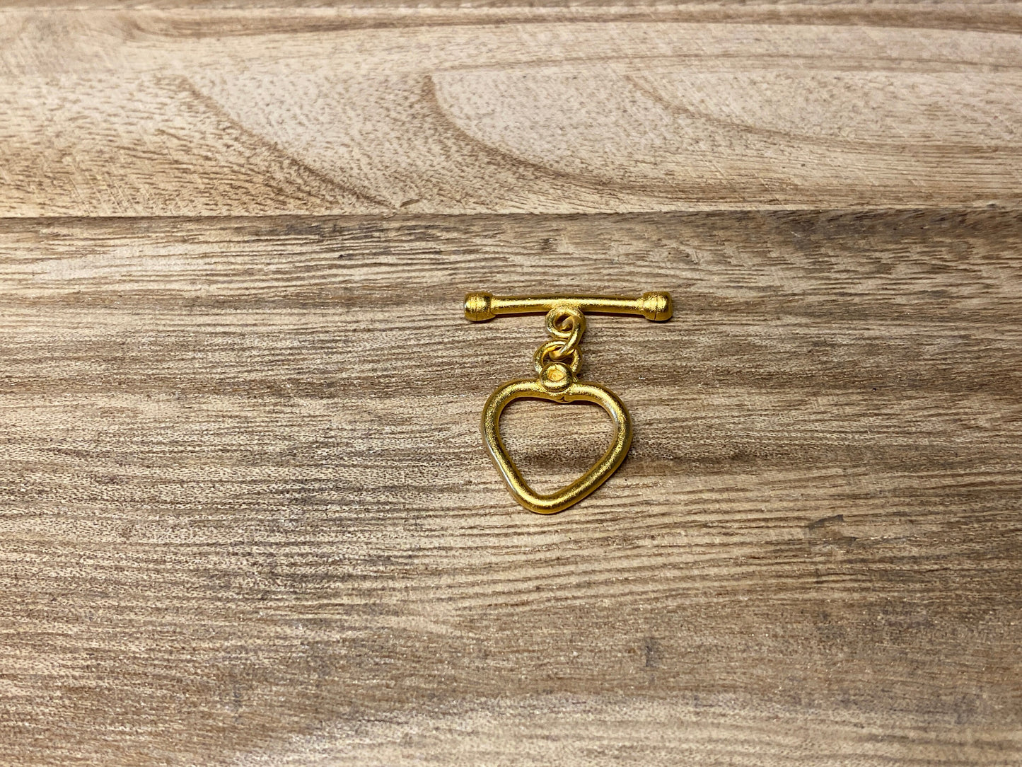 Matte Gold Heart-Shaped Toggle Clasp, Ring T Bar, T Bar Fasteners, Gold Toggle Clasp, Bracelet Closures, Gold Plated Findings, Anti Tarnish