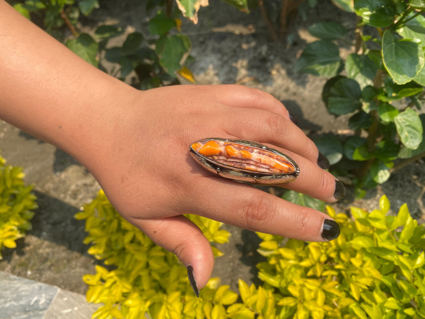 Medium sized handmade spiny oyster ring, made with tibetan silver.