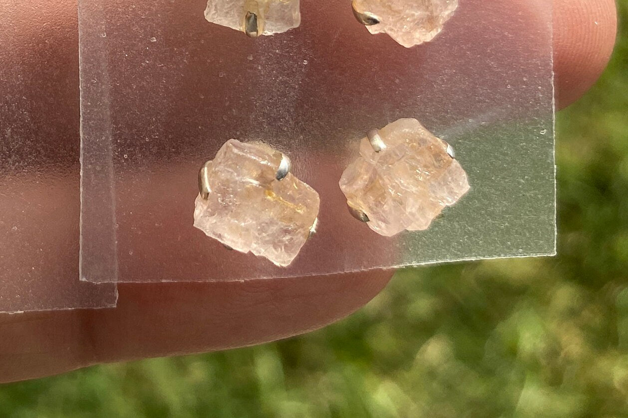 Raw Morganite Stud Earrings, 92.5 Sterling Silver, Morganite Earring, Prong Earring, Natural Stone Stud Earring, Raugh Gemstone Stud Earring