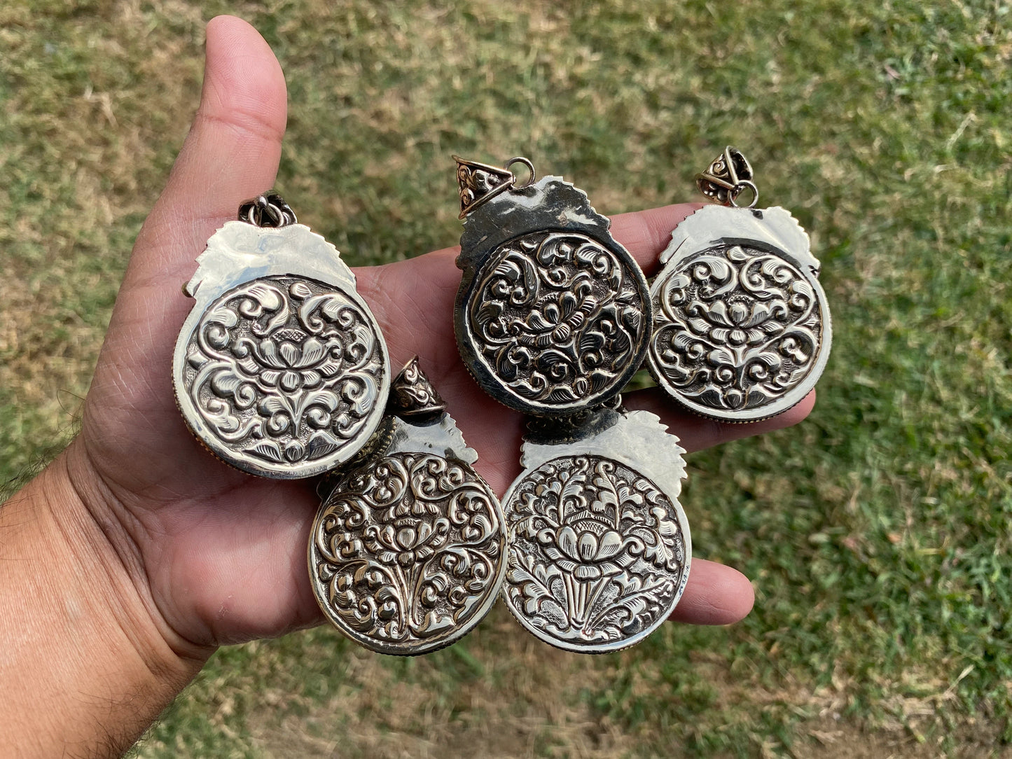 Large Spiny Oyster Shell Tibetan Silver Large Pendant, Native American Style Jewelry, Southwestern, Bohemian Jewelry, , Chunky jewelry