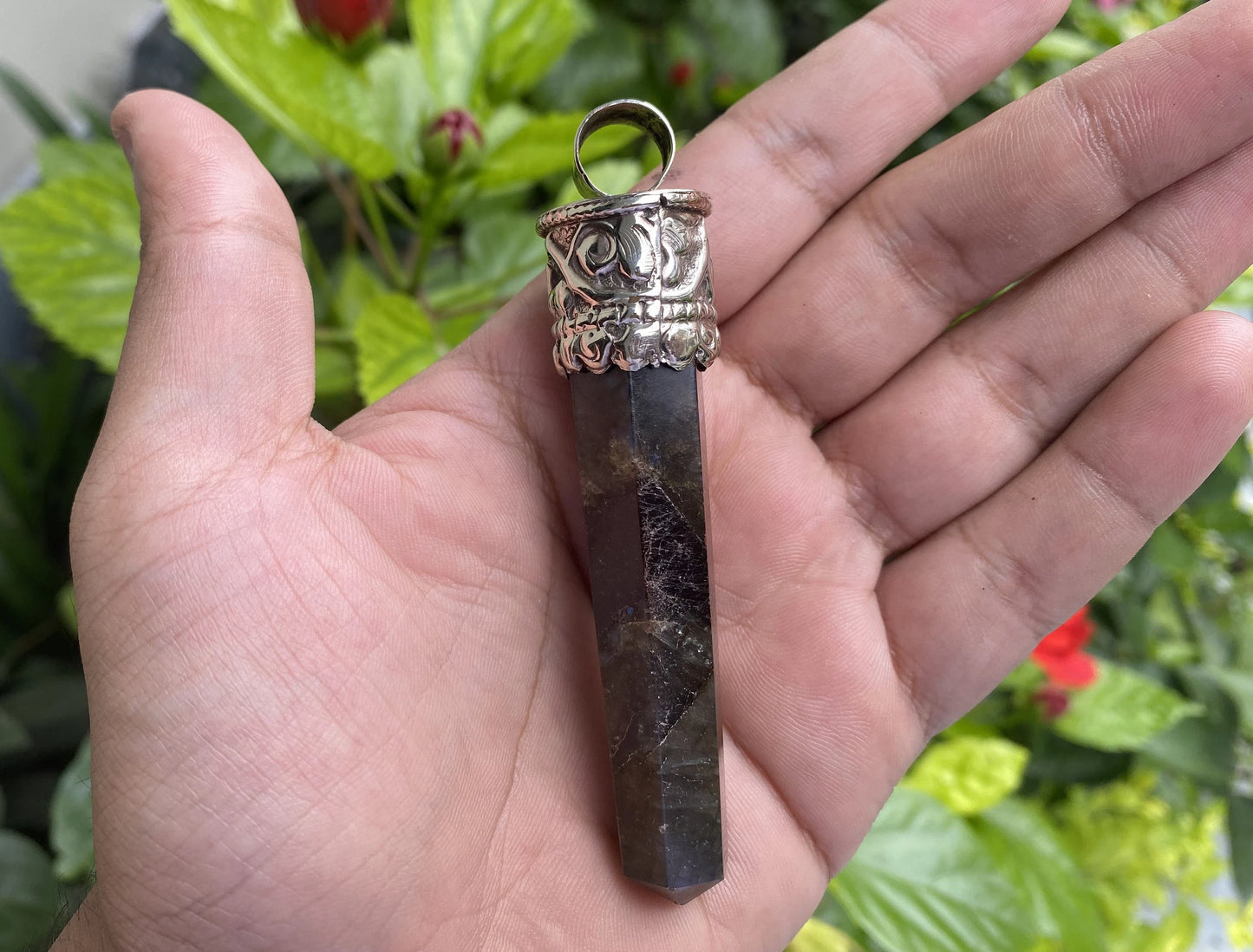 Natural Big Pointed Labradorite Pendant, Unique pendant for daily wears, Aesthetic bohemian jewelry, Unisex gift ideas, Handmade jewelry.