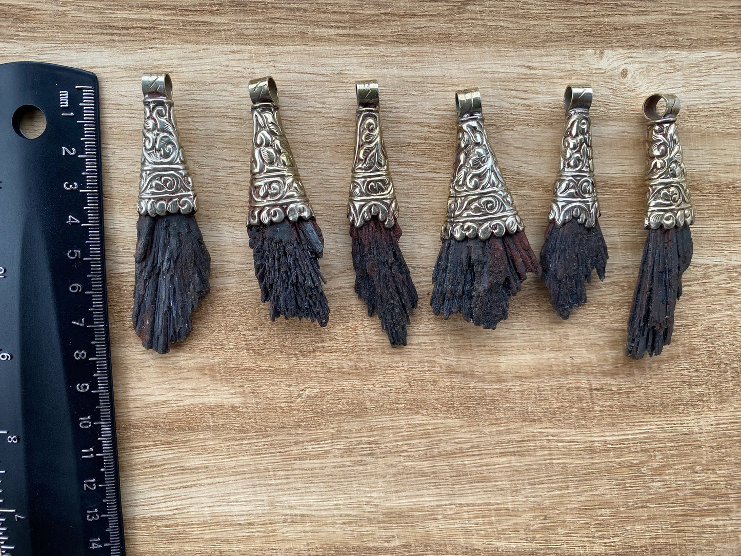 Natural Black Kyanite Tibetan Silver Pendant, Gemstone Healing Pendant, Natural Stone Pendant, Protective Energy Jewelry, Metaphysical Gift