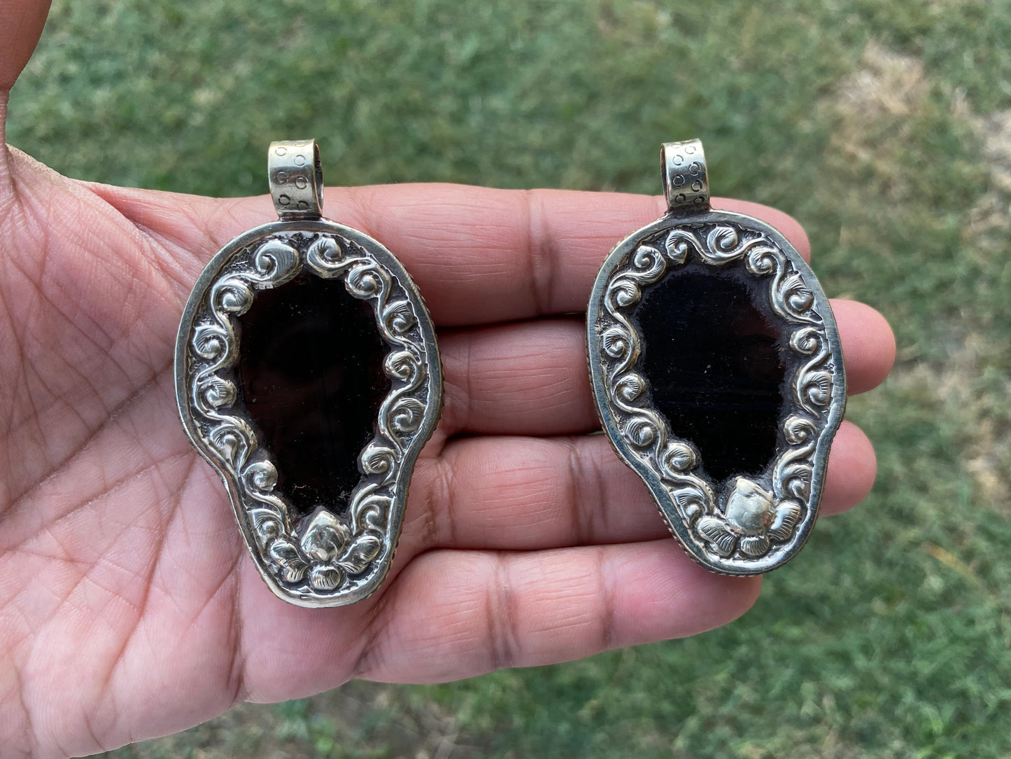 Natural Black Obsidian Skull Tibetan Silver Pendant, Healing Crystal pendant, Men's or Women Jewelry, Natural Stone Skull, Gemstone Skull