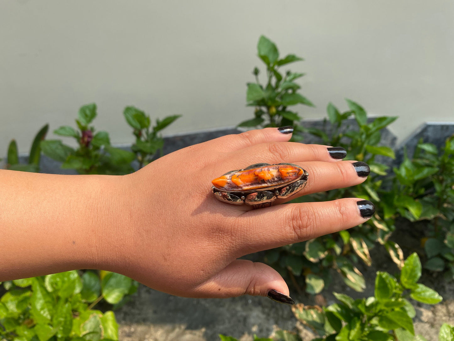Natural Hammered Spiny Oyster Boho Ring, Tibetan Silver, Adjustable Ring, Hammered Ring, Antique Ring, for Daily use, gift ideas.