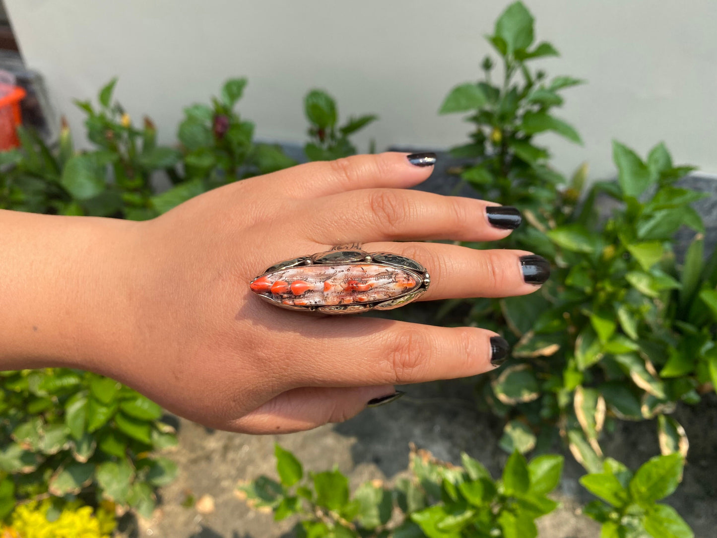 Natural Hammered Spiny Oyster Boho Ring, Tibetan Silver, Adjustable Ring, Hammered Ring, Antique Ring, for Daily use, gift ideas.