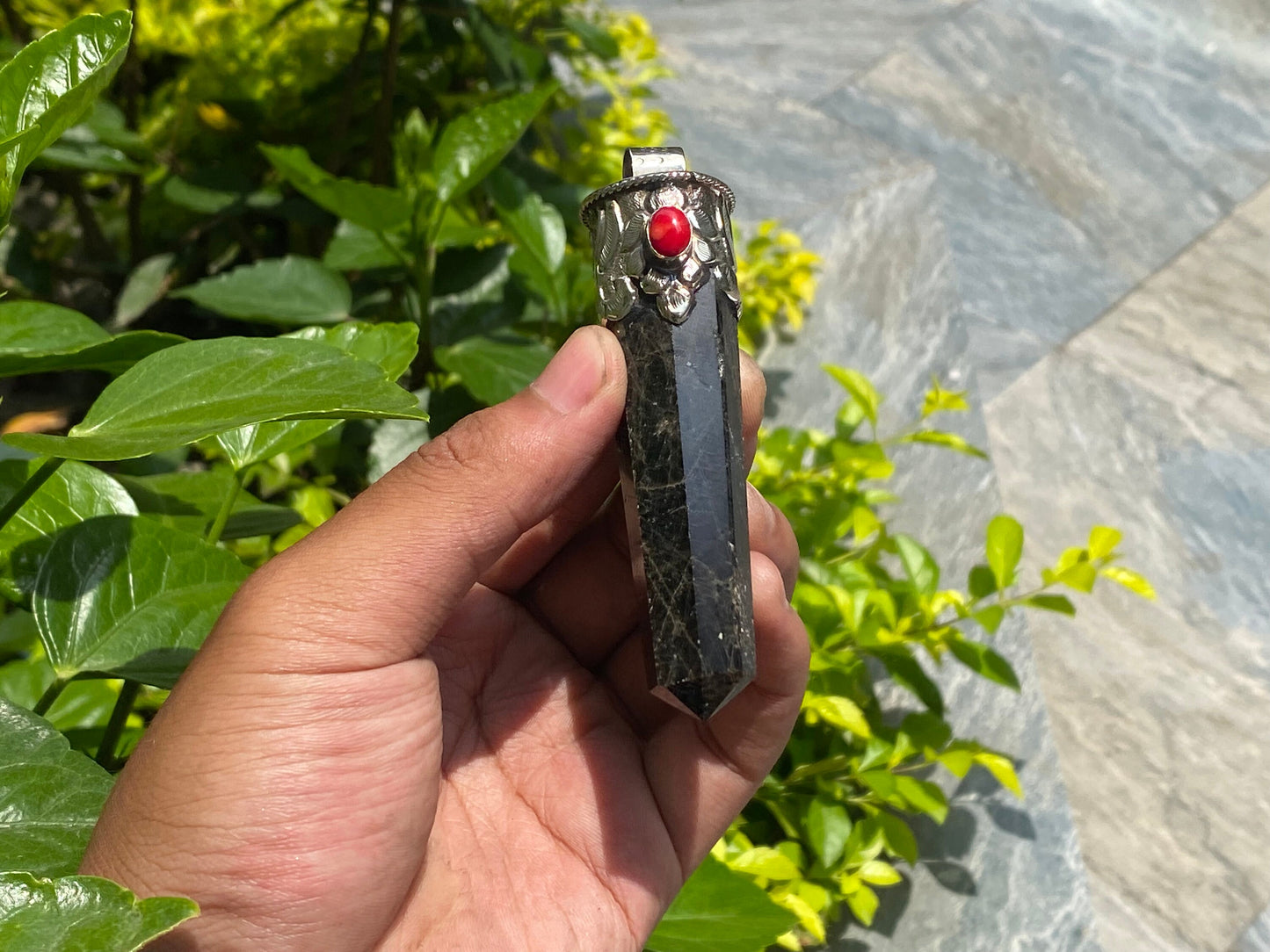 Natural Handmade Pointed Pendant, Unisex Pendant, Labradorite Pendant, Gift ideas.