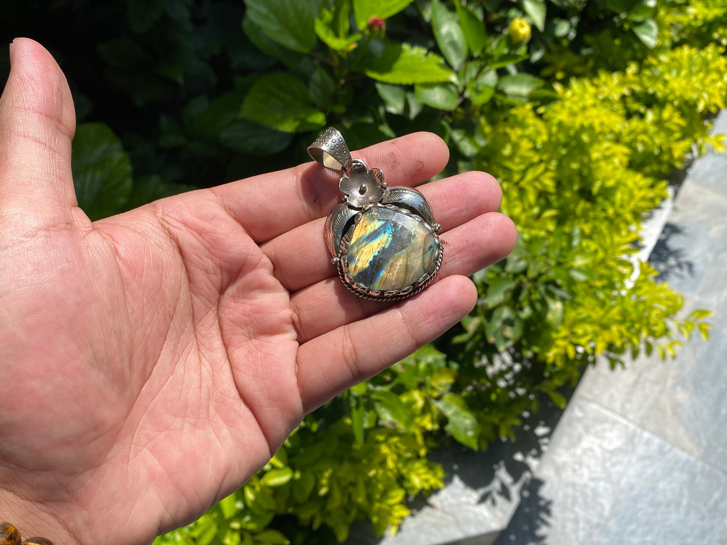 Natural Labradorite Pendant adorned with Tibetan Silver details, Floral Themed Pendant, Unisex pendant for fashion lovers, Bohemian pendant.