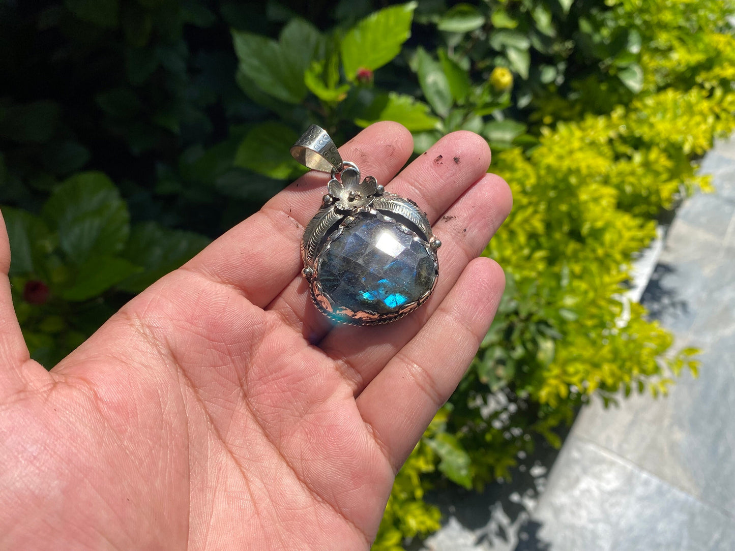 Natural Labradorite Pendant adorned with Tibetan Silver details, Floral Themed Pendant, Unisex pendant for fashion lovers, Bohemian pendant.