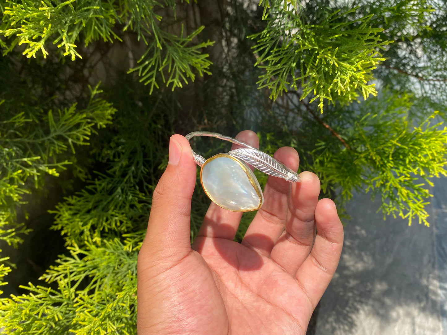 Natural Sea Shell Bracelet, Hammered Leaf designed Bracelet, 2 tone Silver and Gold overlay over brass bracelet for Daily Wear, Adjustable.