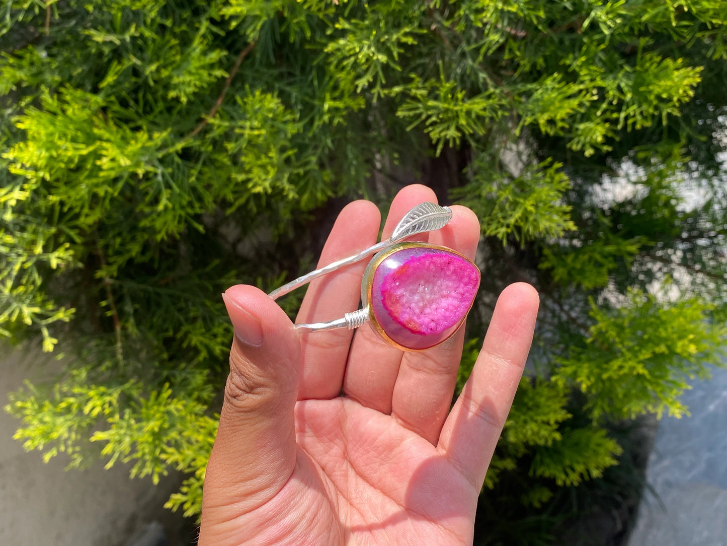 Natural and Unique Druzy Agate Bracelet , Two tone floral inspired Hammered Bracelet, Gift for her, Brushed Gold & Silver overlay over brass