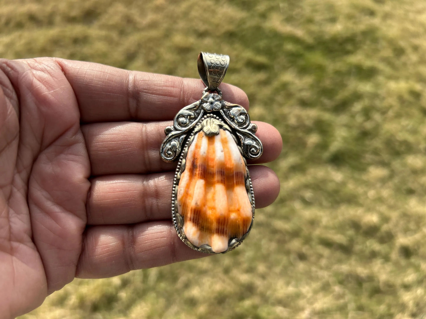 Handcrafted Spiny Oyster Tibetan Silver Pendant, Nature Crafted, Desert Sea Gem, Oceanic Ornament, Ocean Jewel, Ocean Inspired Jewelry