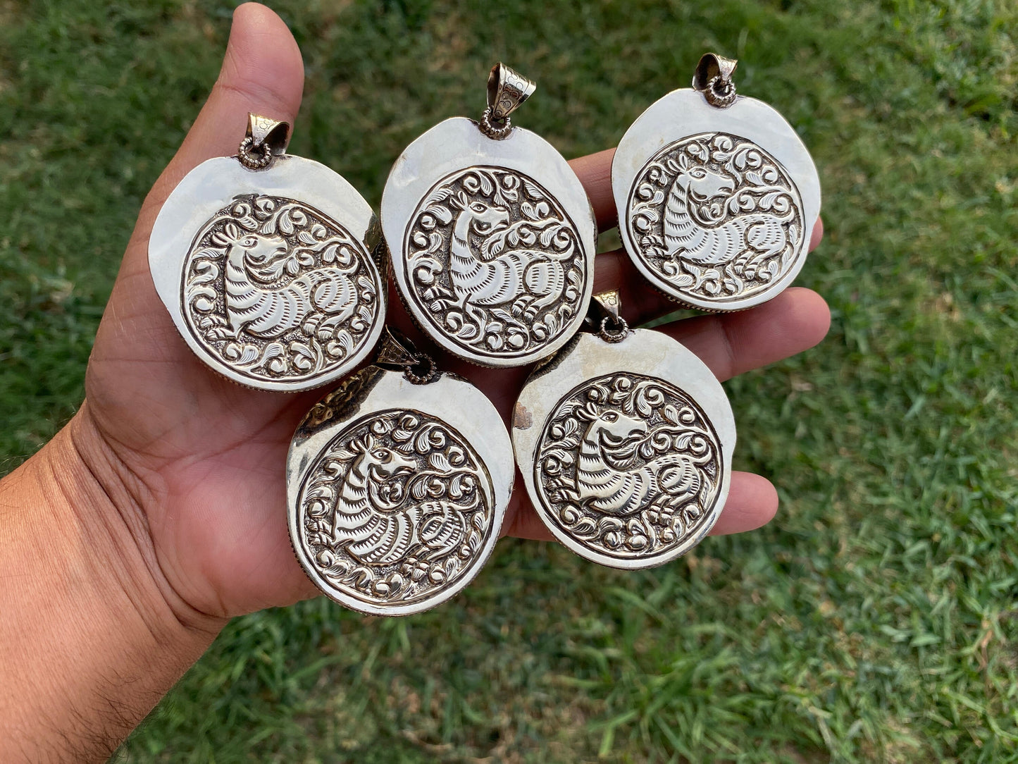 Handcrafted Large Spiny Oyster Tibetan Silver Pendant, Nature Crafted, Desert Sea Gem, Oceanic Ornament, Ocean Jewel, Ocean Inspired Jewelry